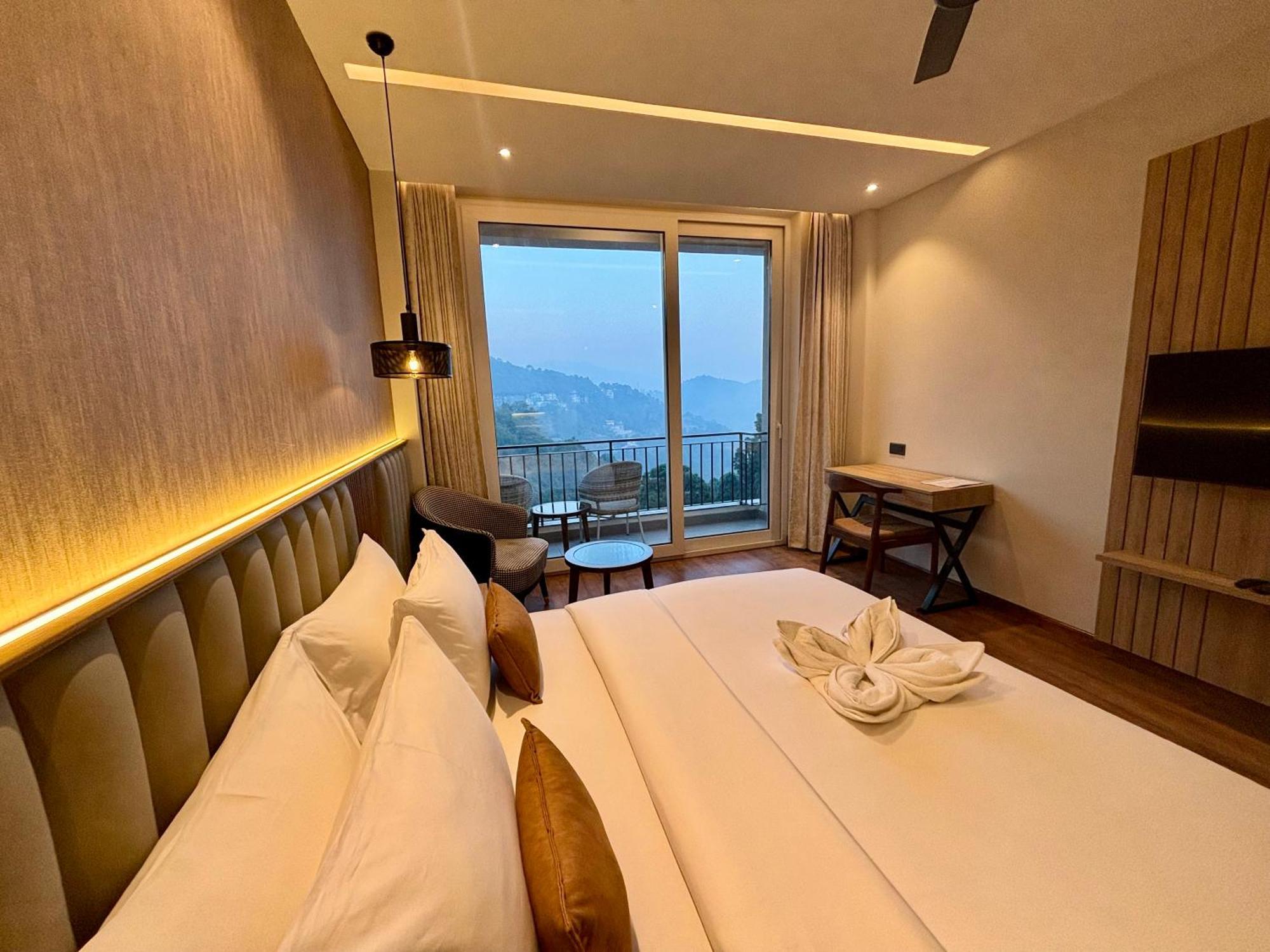 Arnisa Kasauli - A Boutique Hotel Екстериор снимка